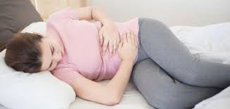 أعراض جانبية لتأخر الدورة الشهرية