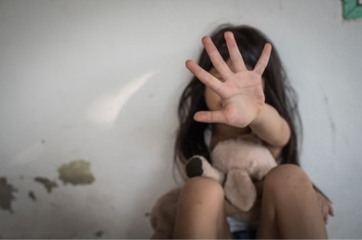 عقوبة اغتصاب الأطفال