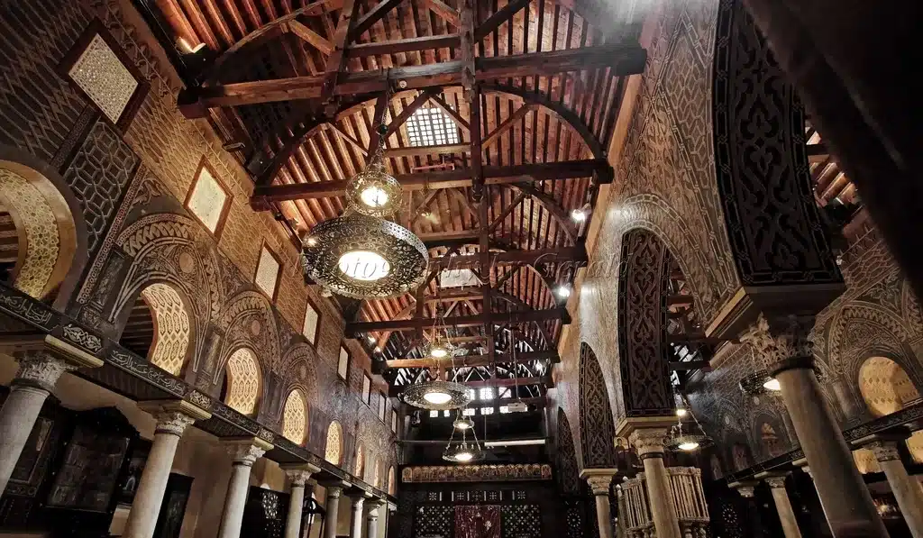 الكنيسه المعلقة 3 jpg