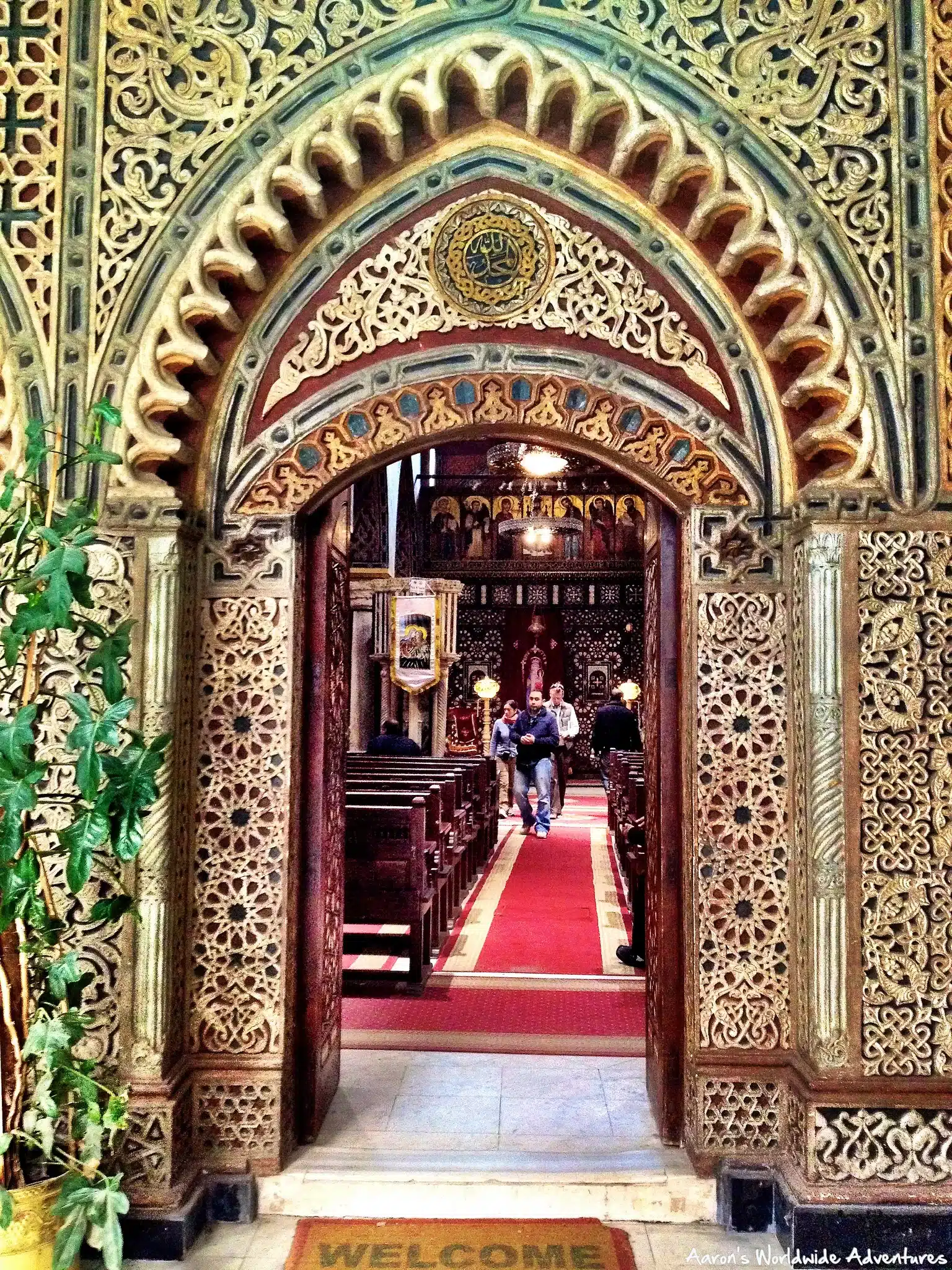 الكنيسه المعلقة 6 jpg