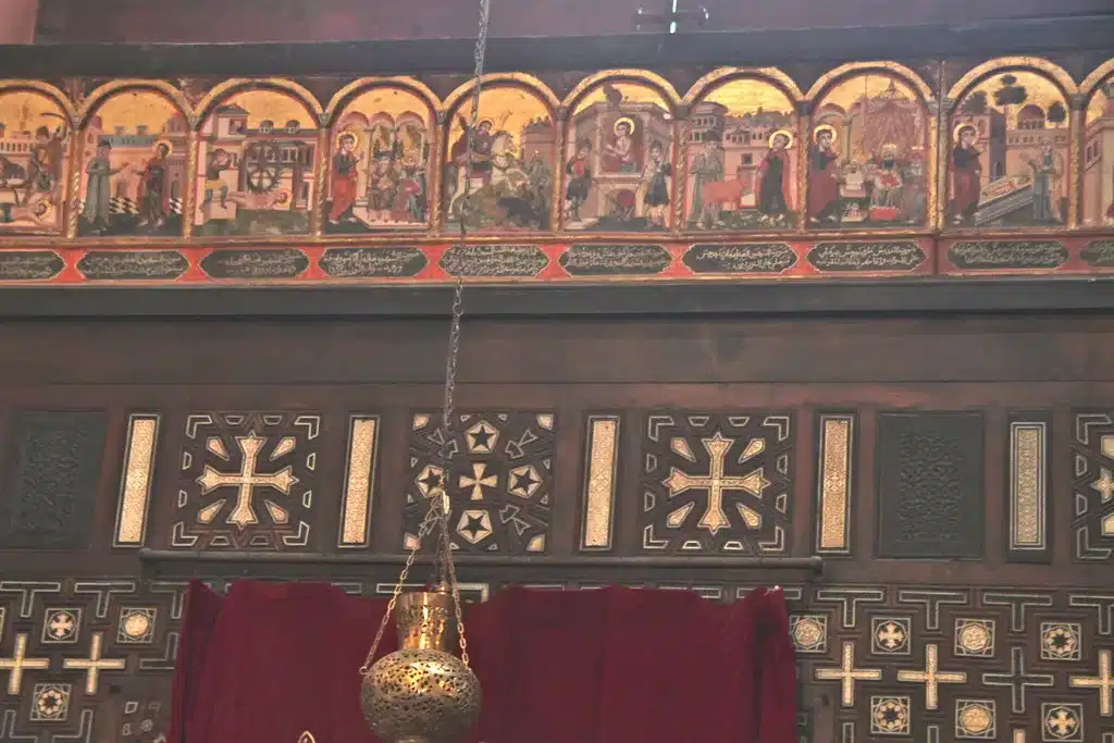 الكنيه المعلقة من الداخل 77 jpg