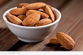 فوائد اللوز