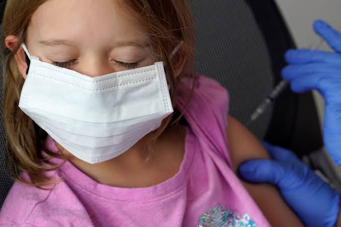 لقاح فايزر للاطفال