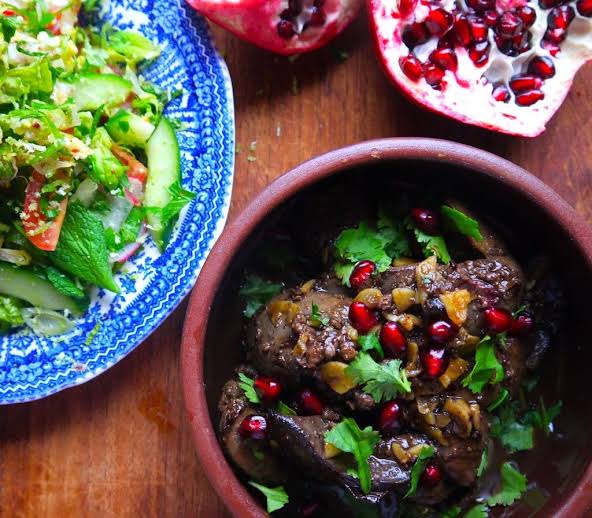 طريقة قوانص الدجاج بدبس الرمان